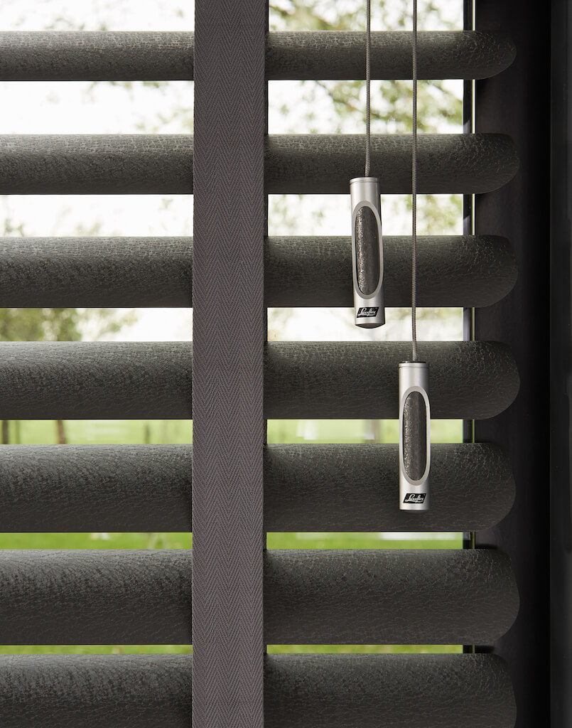 Horizontale jaloezie met ladderband